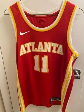 Used Trae Young Atlanta Hawks Nike Unisex Swingman Jersey - Icon Edition - Red